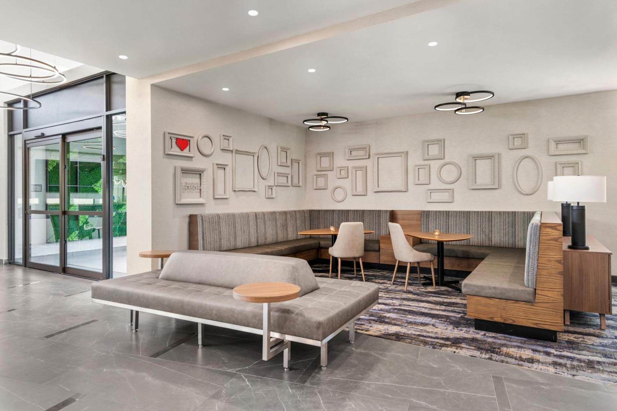 Residence Inn By Marriott Laval Exterior photo